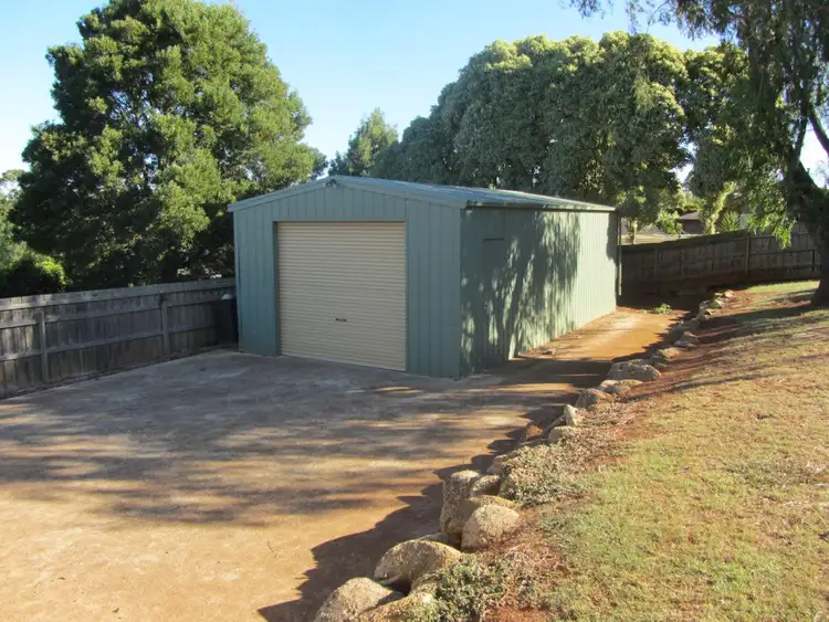 Seventh view of Homely house listing, 6 Bertram Street, Drouin VIC 3818