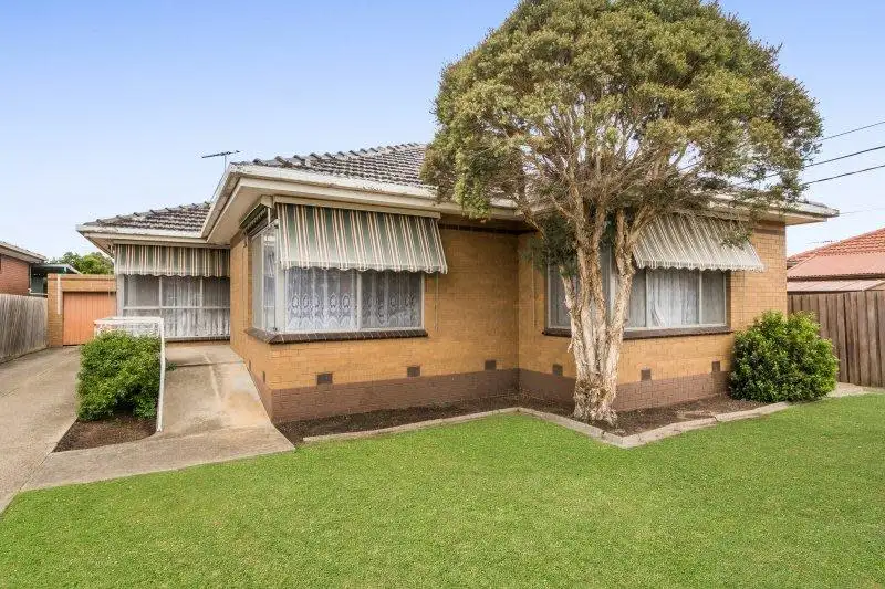 Main view of Homely house listing, 2 Burgundy Crescent, St Albans VIC 3021