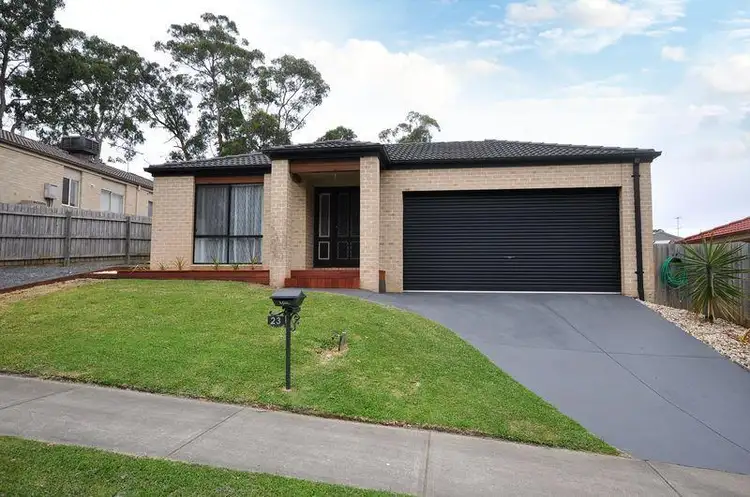23 Miller Close, Drouin VIC 3818