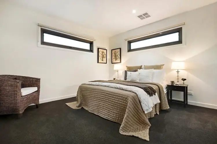 Fifth view of Homely townhouse listing, 2/10 James Avenue, Mitcham VIC 3132