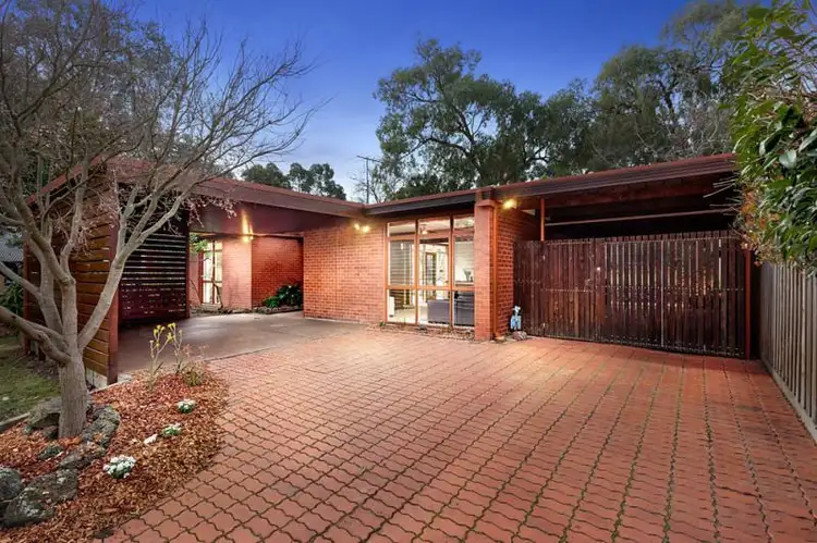 25 Nielsen Avenue, Nunawading VIC 3131
