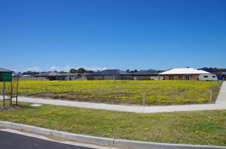 12 (Lot 40) Bect Street, Sebastopol VIC 3356
