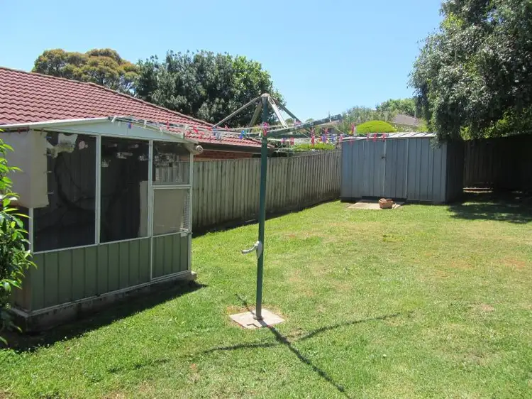 Fourth view of Homely house listing, 4 Grandview Close, Drouin VIC 3818