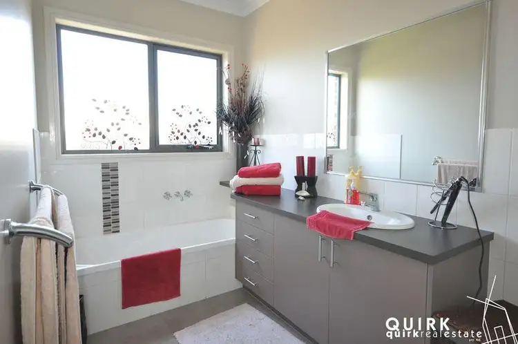 Fifth view of Homely townhouse listing, 2/5 Lyndhurst Square, Drouin VIC 3818