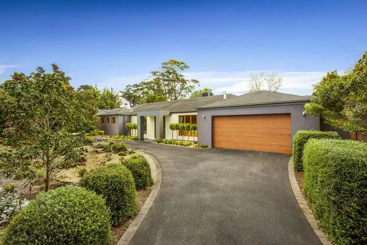 5 Gillards Road, Mount Eliza VIC 3930