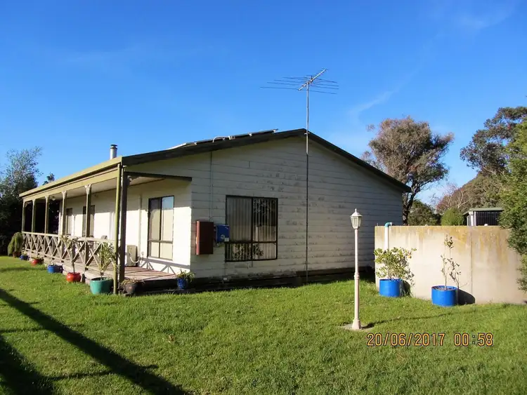 27 Johnson Street, Longwarry VIC 3816