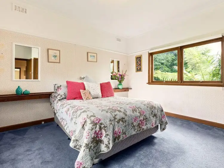 Fifth view of Homely house listing, 2 Aberdeen Road, Blackburn South VIC 3130