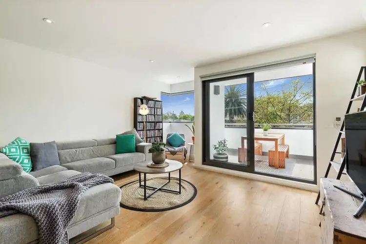 6/972 Riversdale Road, Surrey Hills VIC 3127