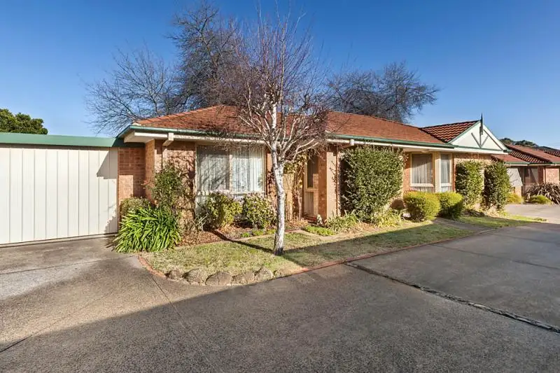 Main view of Homely unit listing, 2/22 Kemps Street, Ringwood East VIC 3135