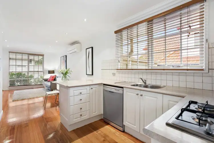 Third view of Homely unit listing, 4/40 Durham Road, Surrey Hills VIC 3127