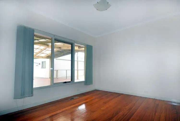 Seventh view of Homely house listing, 5 Henrietta Street, Warragul VIC 3820