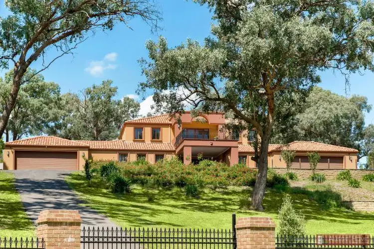 18 Alexander Road, Warrandyte VIC 3113