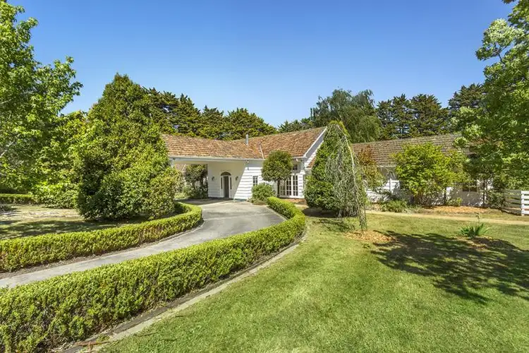 Second view of Homely house listing, 15 Clendon Close, Mount Eliza VIC 3930