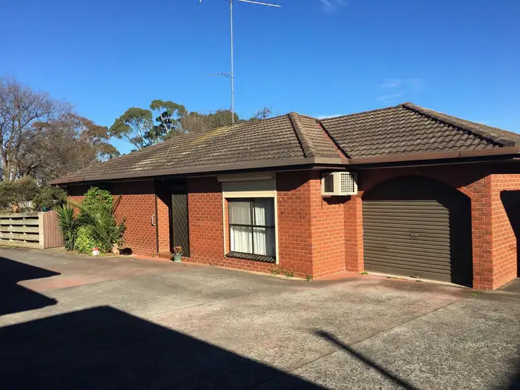 2/3 Berg Street, Morwell VIC 3840