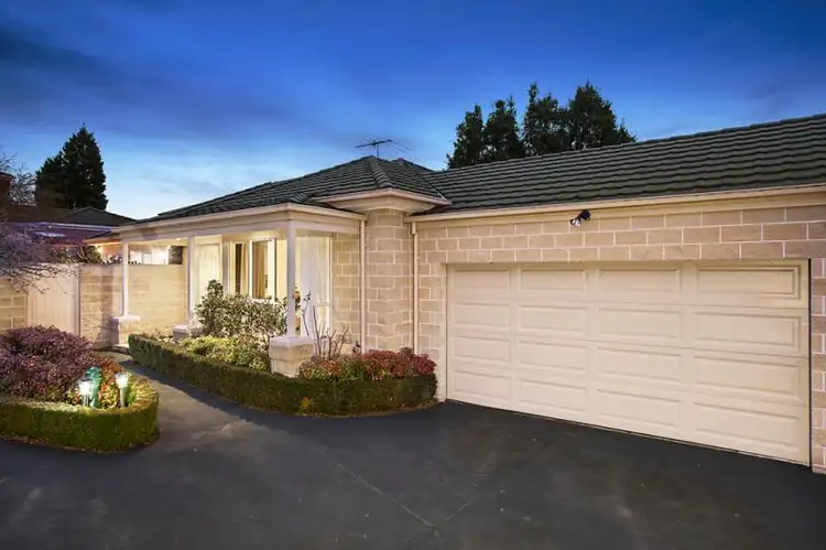 Main view of Homely unit listing, 4/5-7 Wren Close, Nunawading VIC 3131