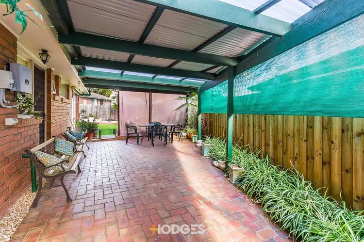 Fifth view of Homely house listing, 4 Farrer Close, Cranbourne VIC 3977