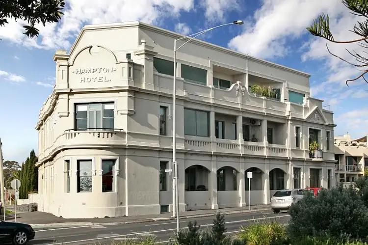 25/56 Beach Road, Hampton VIC 3188