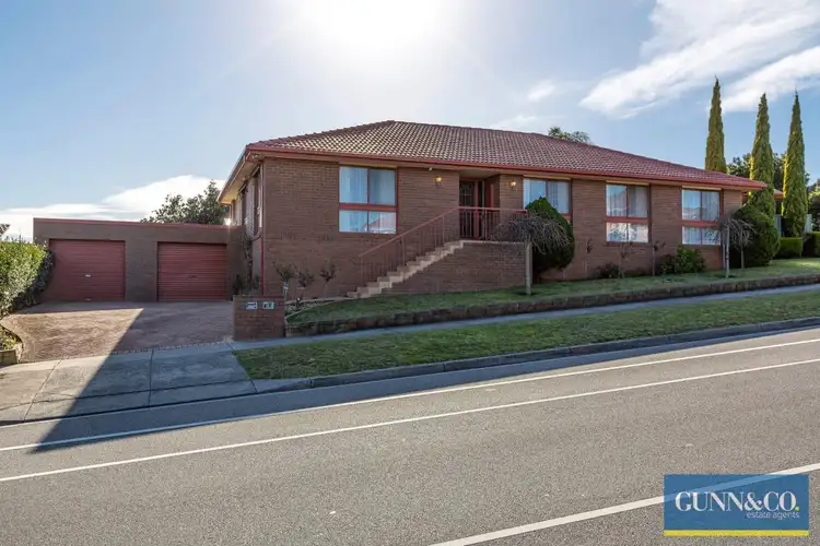Fourth view of Homely house listing, 1 Dozey Place, Endeavour Hills VIC 3802