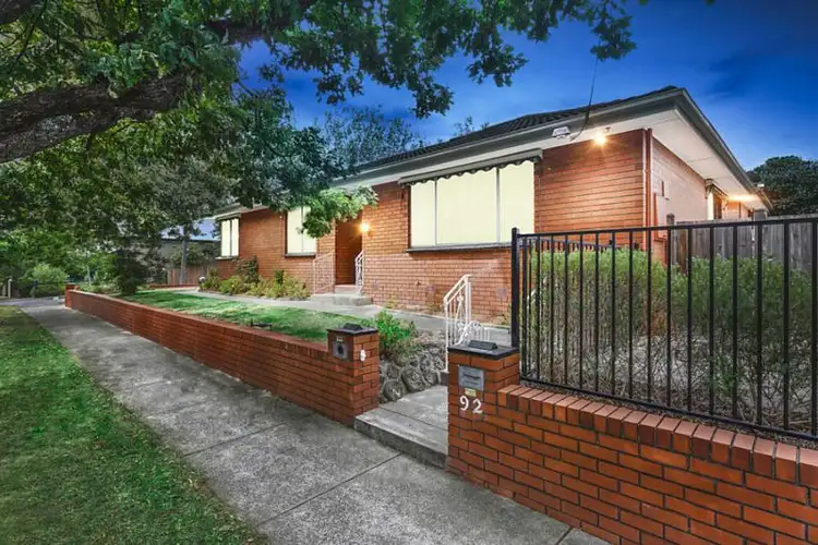 1/92 Windsor Crescent, Surrey Hills VIC 3127