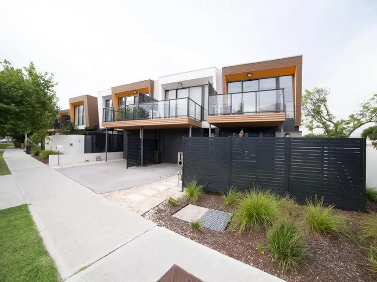 8/1037 Dandenong Road, Malvern East VIC 3145