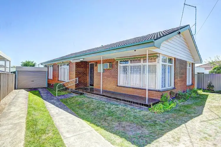Main view of Homely house listing, 2 Stamford Street, Wendouree VIC 3355