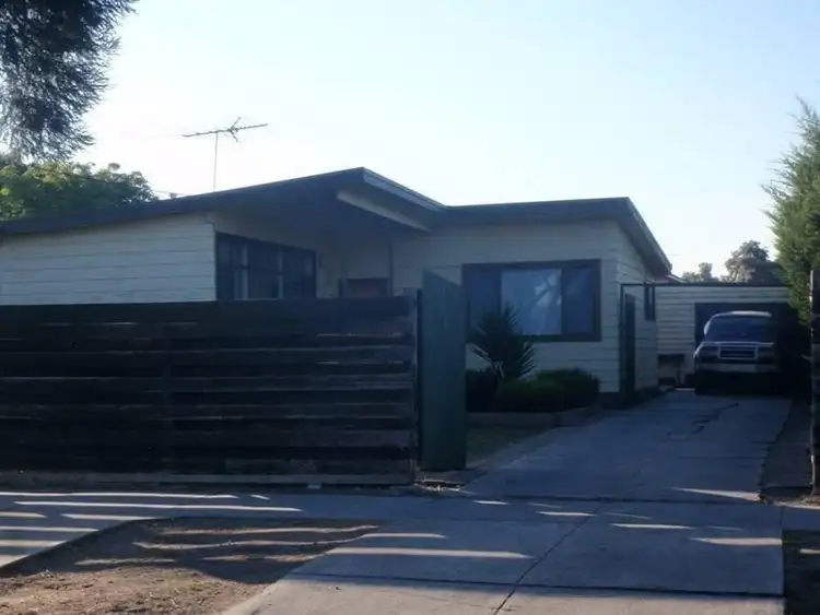 54 George Street, St Albans VIC 3021