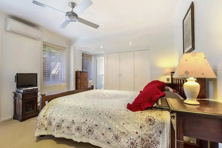 Third view of Homely house listing, 33 Aldrin Drive, Mount Waverley VIC 3149