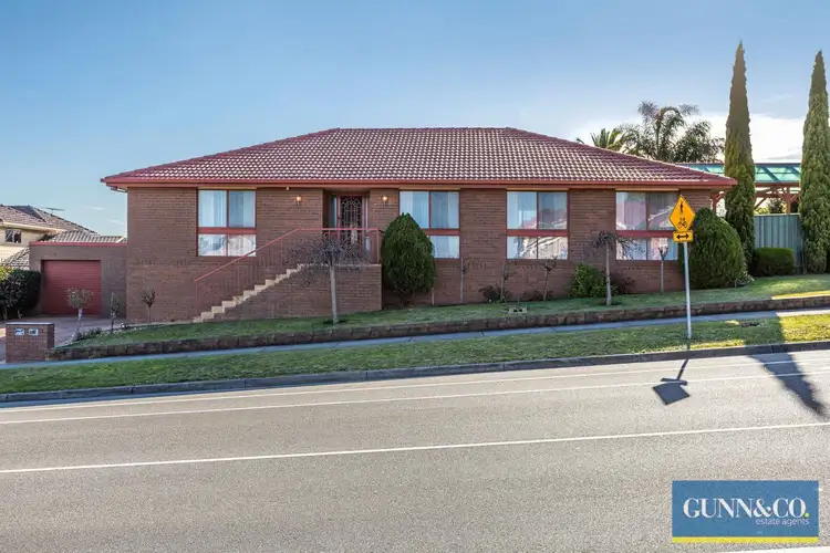 Fifth view of Homely house listing, 1 Dozey Place, Endeavour Hills VIC 3802
