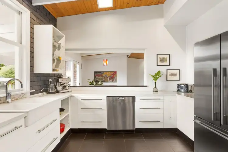 Fourth view of Homely house listing, 6 Fernshaw Place, Mount Eliza VIC 3930