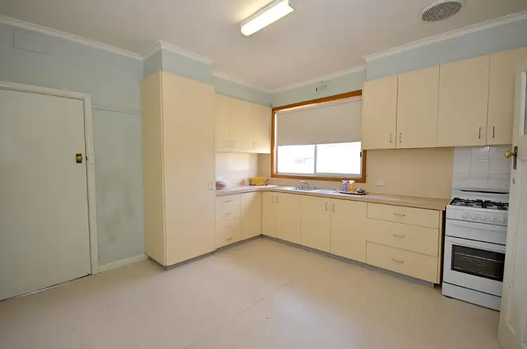 Fifth view of Homely house listing, 6 Violet Grove, Wendouree VIC 3355
