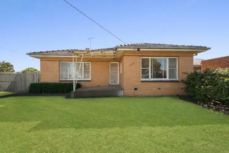 Second view of Homely house listing, 422 Main Road West, St Albans VIC 3021