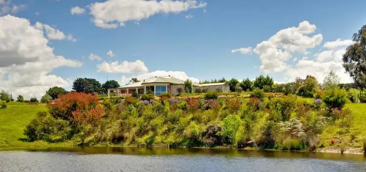 **UNDER CONTRACT*275 Brown Coalmine Road, Yallourn North VIC 3825