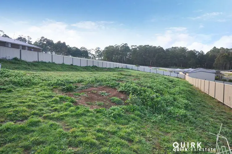14 Waterford Court, Drouin VIC 3818