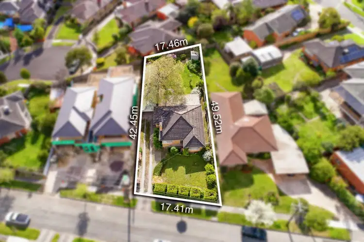 27 Buckingham Crescent, Doncaster VIC 3108