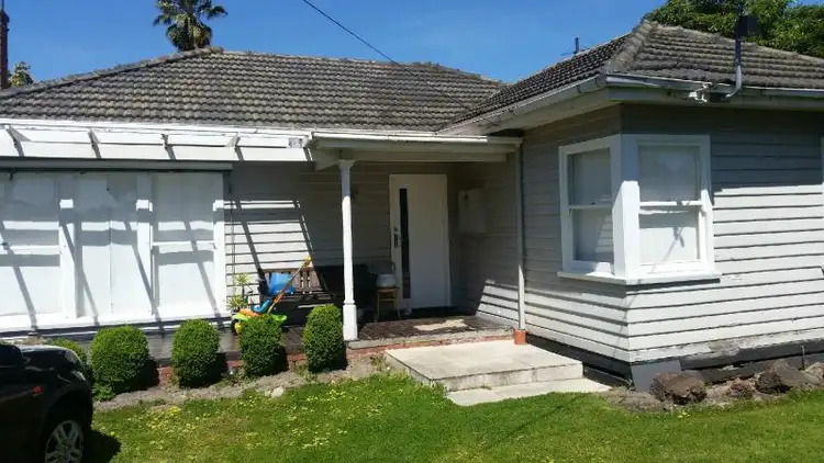 28 Daff Avenue, Hampton East VIC 3188