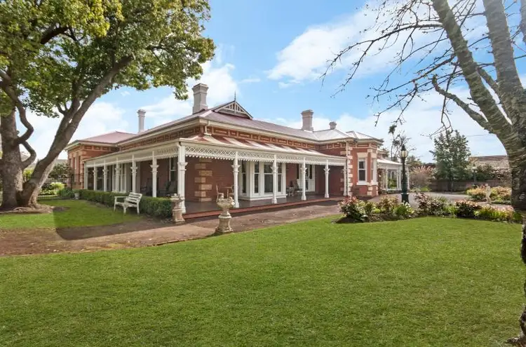 45 Kennedy Street, Hamilton VIC 3300