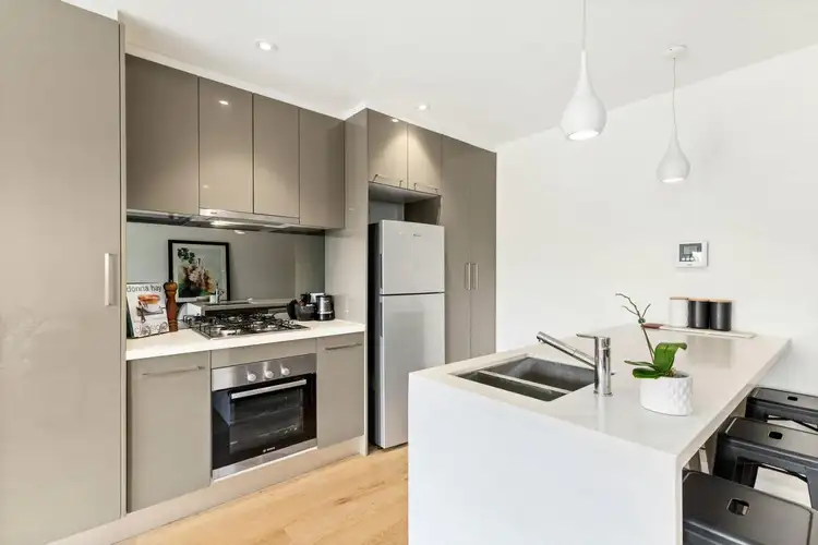 Fourth view of Homely apartment listing, 6/972 Riversdale Road, Surrey Hills VIC 3127
