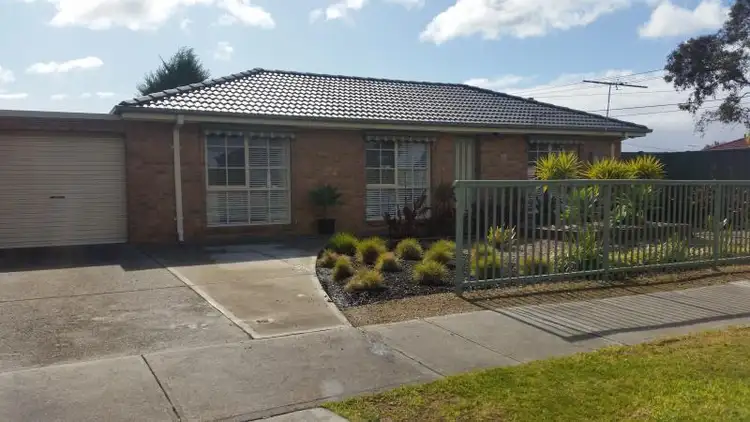 1/18 George Street, St Albans VIC 3021