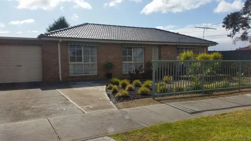 Main view of Homely unit listing, 1/18 George Street, St Albans VIC 3021