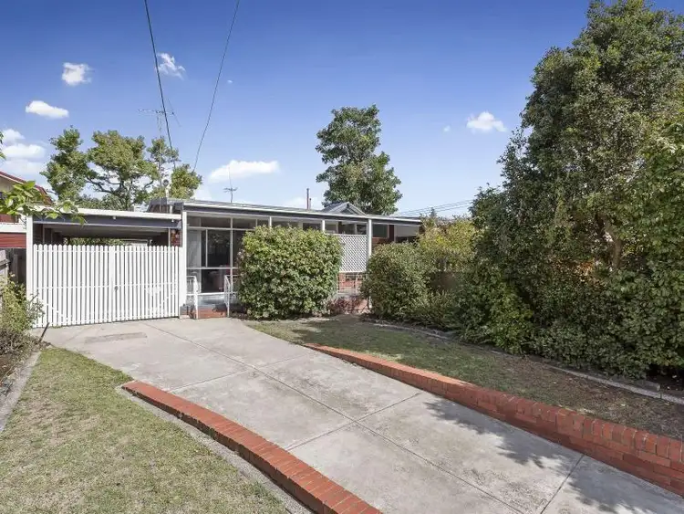 2a Iris Street, Burwood VIC 3125