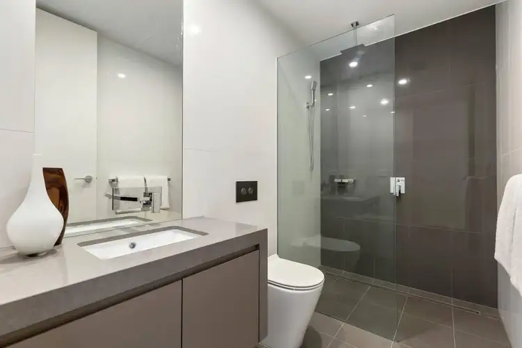 Sixth view of Homely apartment listing, 4/537 Whitehorse Road, Surrey Hills VIC 3127
