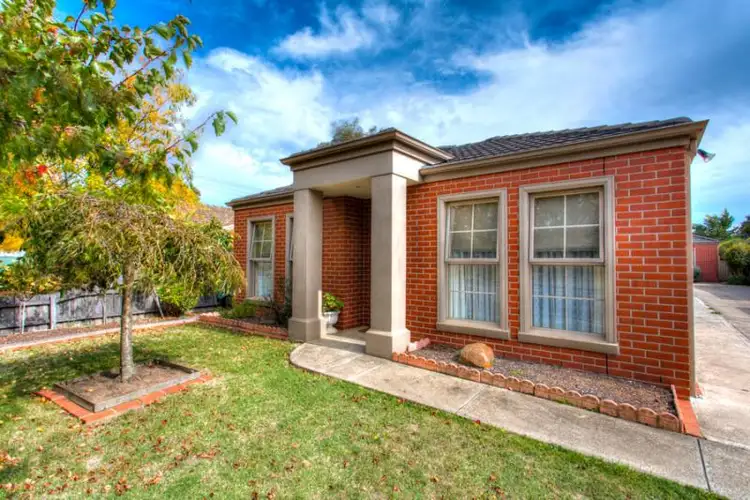 1/4 Learmonth Street, Alfredton VIC 3350