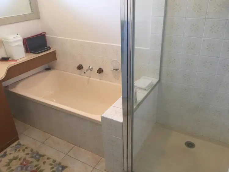 Sixth view of Homely house listing, 6 Bean Court, Keilor Downs VIC 3038