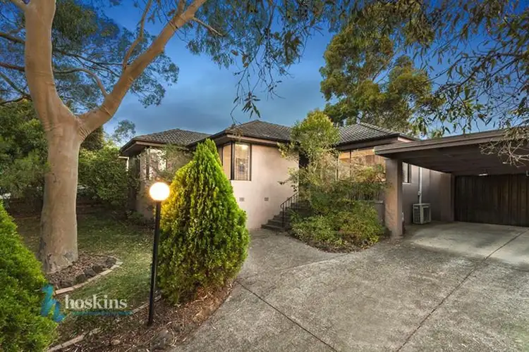 43 Lockhart Road, Ringwood North VIC 3134