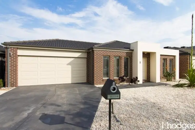 5 Blue Peppermint Court, Lyndhurst VIC 3975
