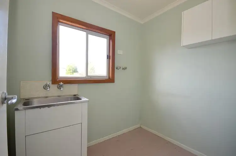 Sixth view of Homely house listing, 6 Violet Grove, Wendouree VIC 3355