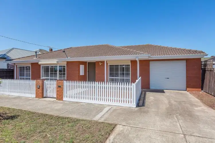 20B Mulga Street, Altona VIC 3018