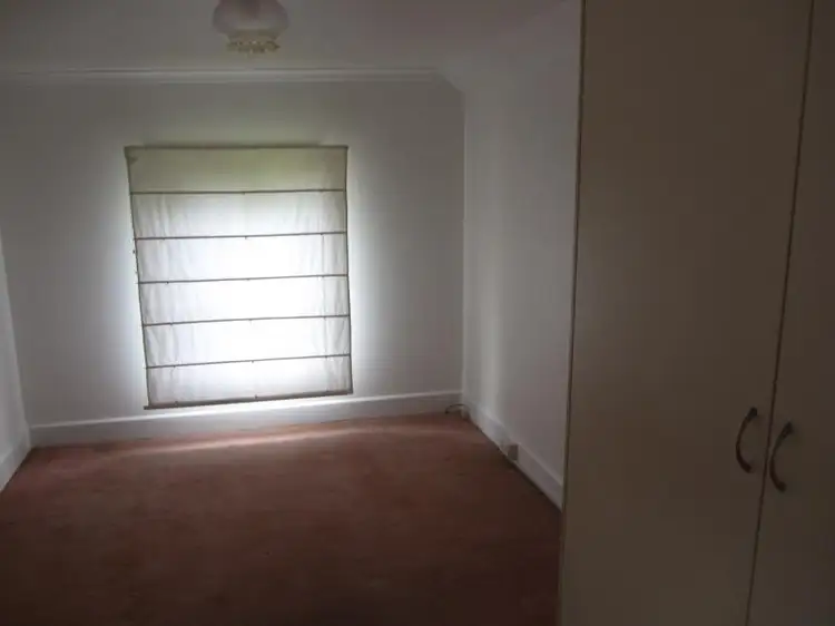 Fifth view of Homely house listing, 2 Norman Road, Drouin VIC 3818