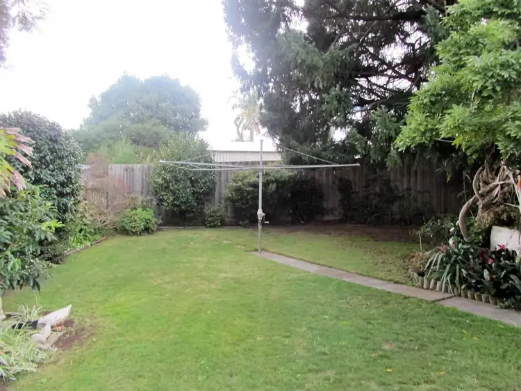 Second view of Homely house listing, 8 McClure Street, Drouin VIC 3818