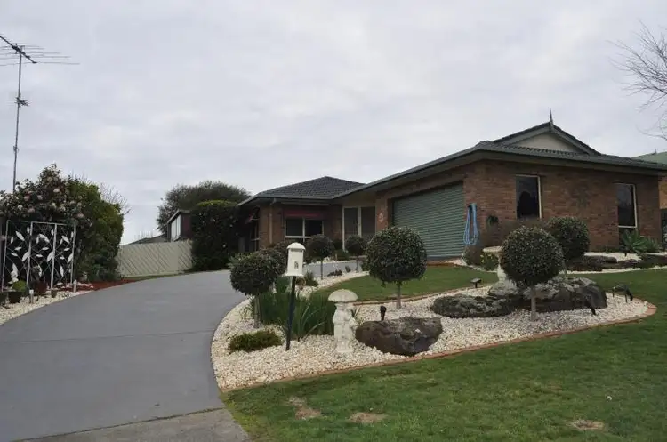 4 Callistemon Crescent, Drouin VIC 3818